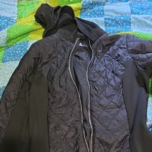 VENUS Black Puffer Jacket with Quilted Design